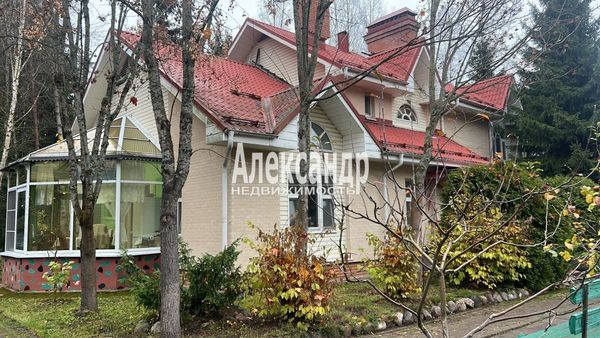 Купить  дом